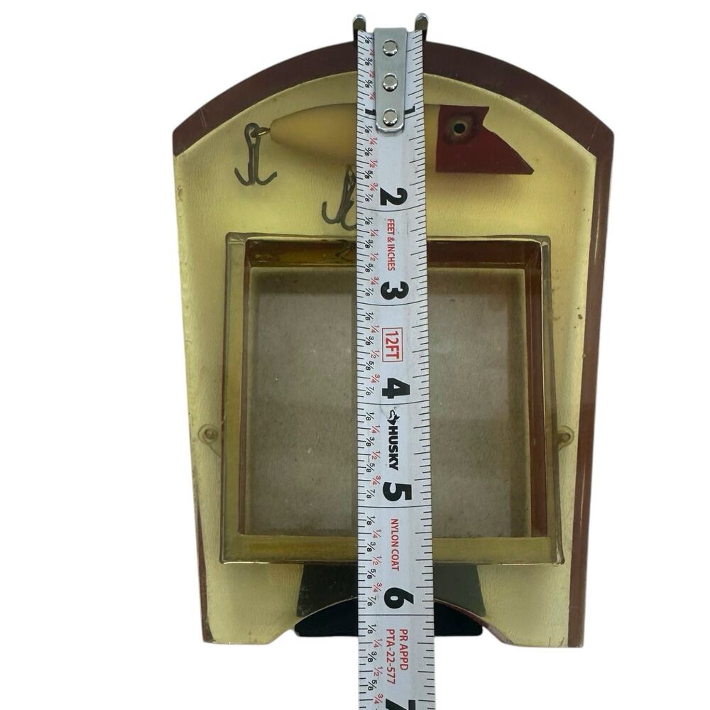 Vintage Lucite Photo Frame Fishing Lure Embedded Red White Heddon Style Taiwan - Picture 6 of 9